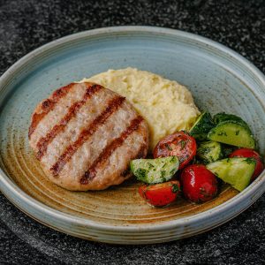 Куриная котлета с пюре