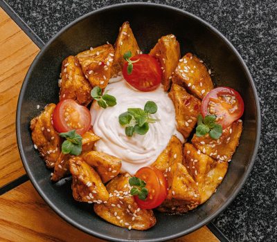 Баклажаны с томатами и сырным кремом