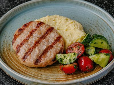 Куриная котлета с пюре